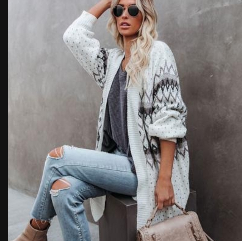Vici cardigan size large
